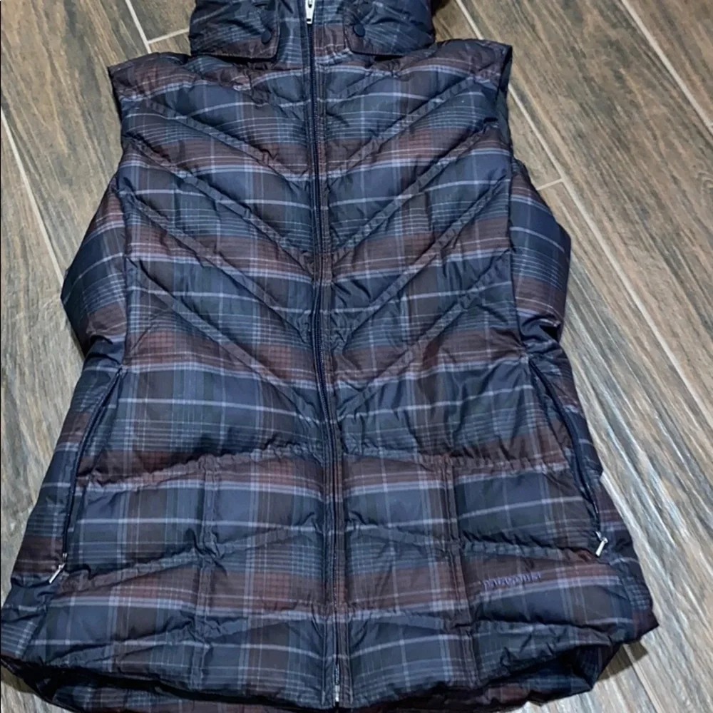 COPY - COPY - Patagonia puffer plaid vest with hoodie
